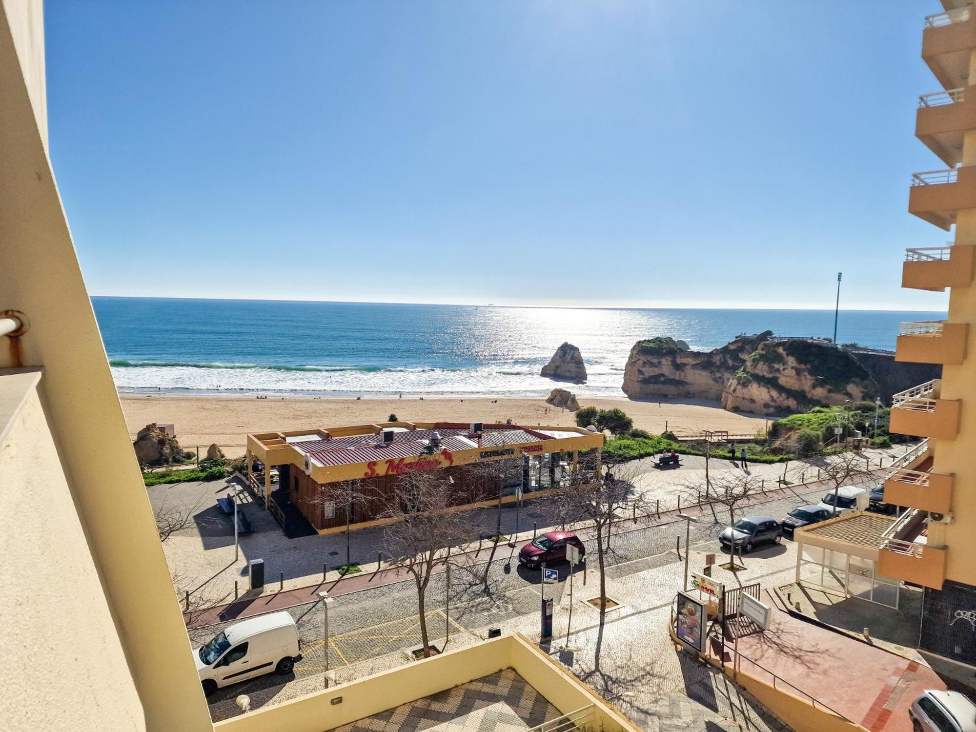 Rocha Varandas Amazing Apartment Portimao